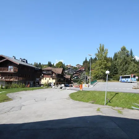 Apartamento Les Carroz D'arâches, 2 Pièces, 5 Personnes - Fr-1-572-171 Arâches